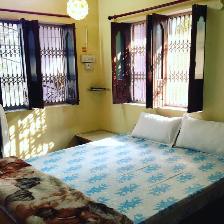 Paradise Inn Guest House Varanasi Exterior foto