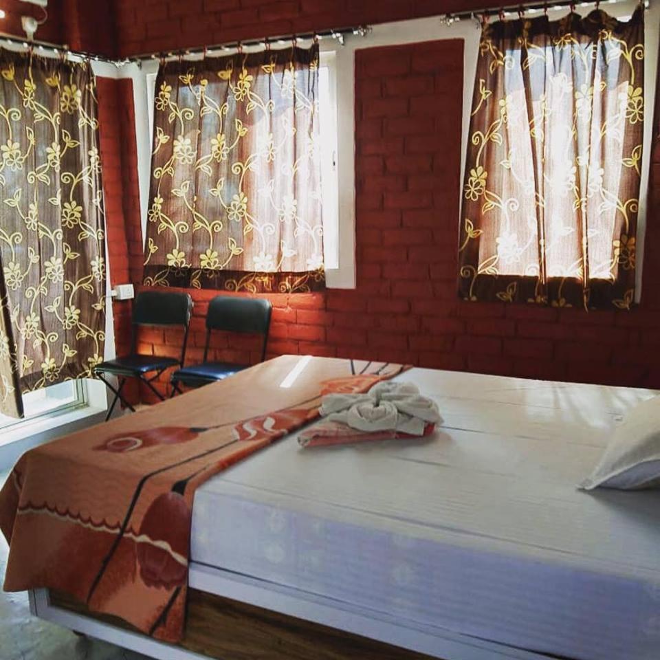Paradise Inn Guest House Varanasi Exterior foto